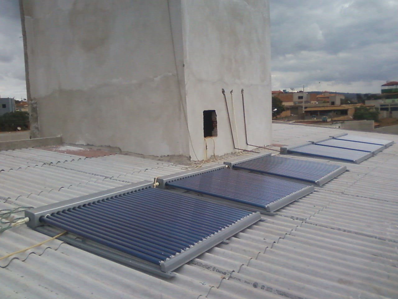 Aquecedor solar a vácuo modular